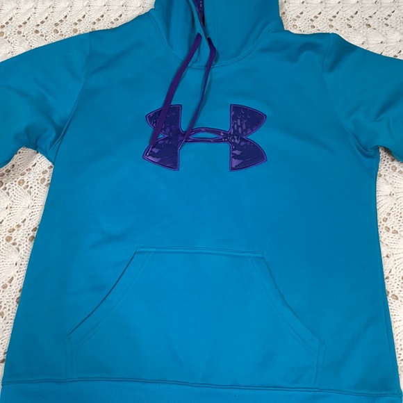 Under Armour Large blue and purple accent pattern sweatshirt - Picture 4 of 4